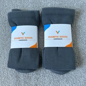 🔥🆕🔥 2 Pair NWT Viasox Diabetic EasyStretch Socks - Gray - L/XL